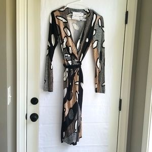 DVF wrap dress size 10 New with Tags.